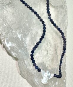 Colar Safira e Espírito Santo madrepérola - 2,5 mm facetada